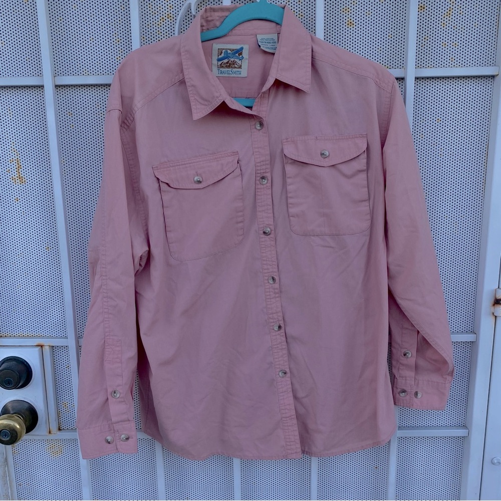 TravelSmith women L button up long sleeve roll tab pink Shirt made Hong Kong Vtg